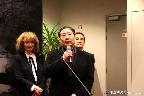 文章附图